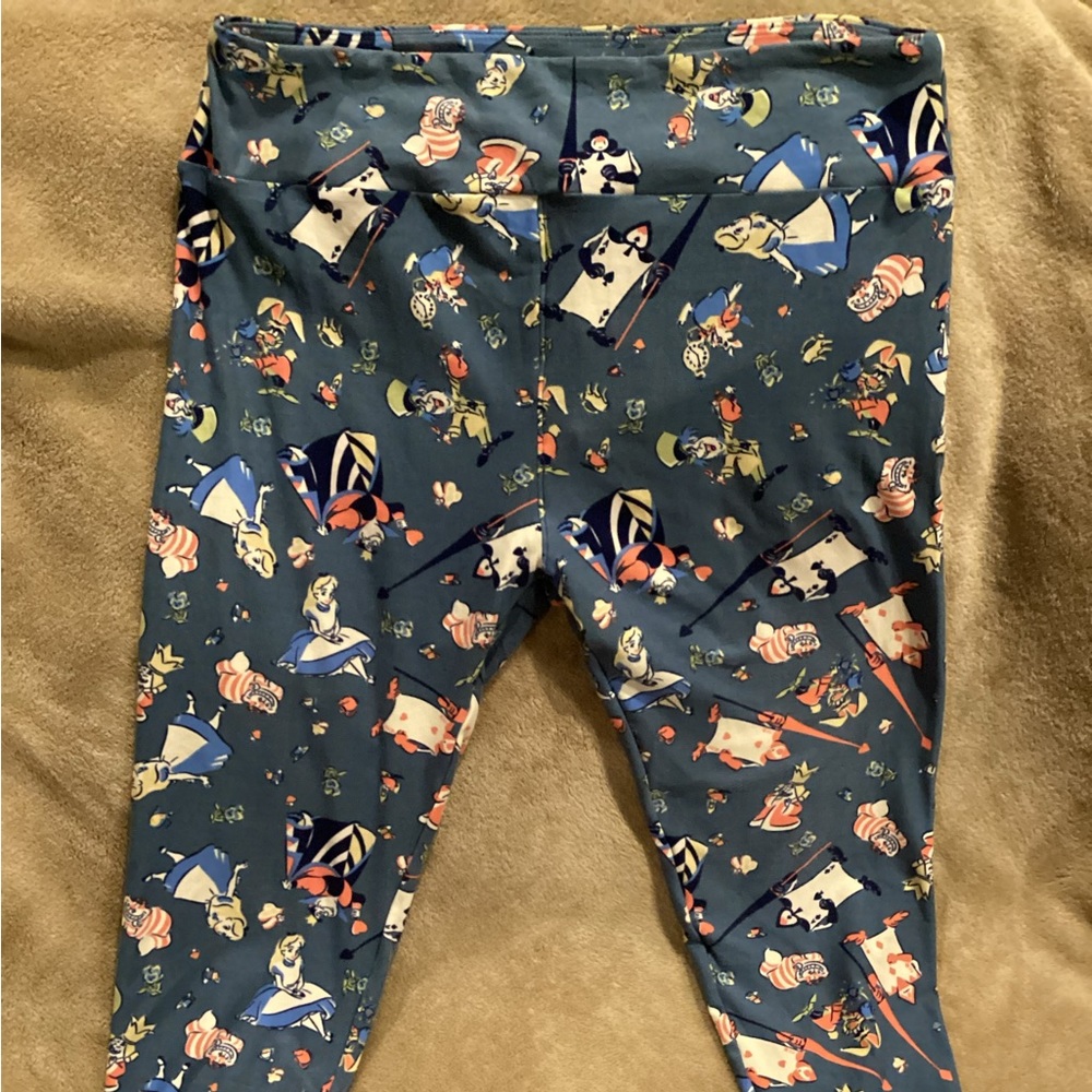 LaLaRoe Alice in Wonderland Leggings